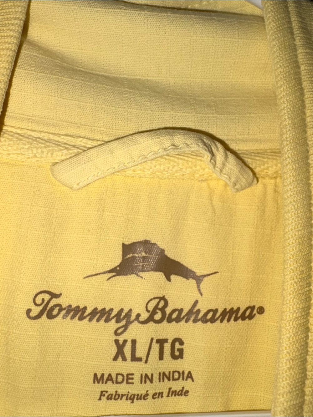 Tommy Bahama men’s 1/4 zip yellow pullover top XL - Picture 2 of 3